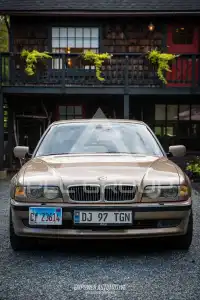 2000 BMW 750