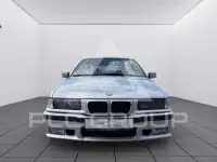 2000 BMW 323