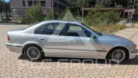 2000 BMW 523