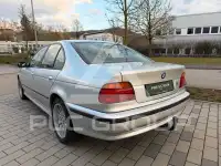2000 BMW 523