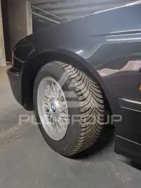 2000 BMW 523