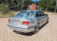 2000 BMW 523