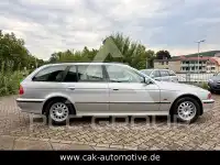 2000 BMW 523