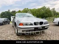 2000 BMW 523