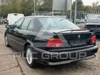 2000 BMW 523