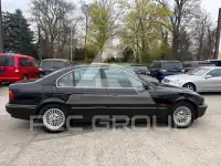 2000 BMW 523