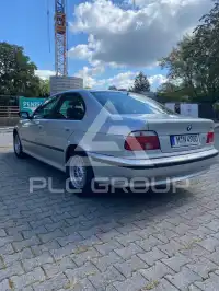2000 BMW 530