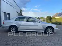 2000 BMW 525