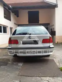 2000 BMW 525