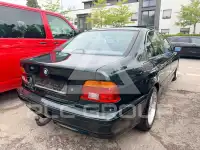 2000 BMW 525