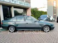 2000 BMW 528