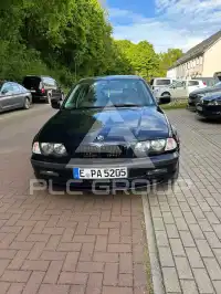 2000 BMW 320
