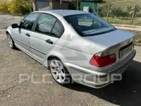2000 BMW 320