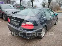 2000 BMW 320
