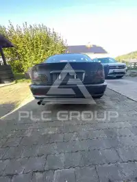 2000 BMW 320