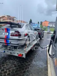2000 BMW 330