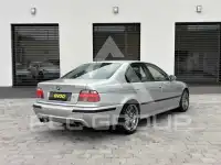 2000 BMW M5
