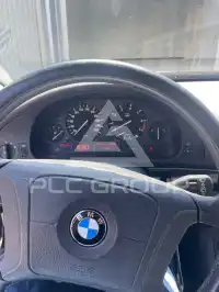 2000 BMW 520