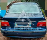 2000 BMW 520
