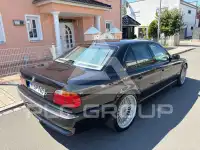 2000 BMW 735