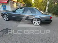 2000 BMW 735