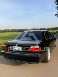 2000 BMW 730