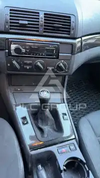 2000 BMW 318