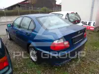 2000 BMW 318