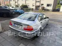 2000 BMW 318