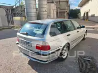 2000 BMW 318