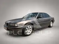 2000 BMW 728