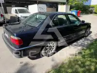 2000 BMW 728