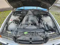 2000 BMW 728