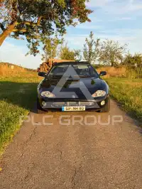 2000 Jaguar XK8