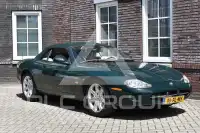 2000 Jaguar XK8