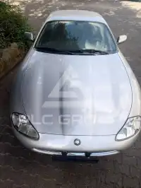 2000 Jaguar XK8