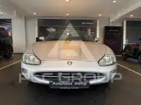 2000 Jaguar XK8