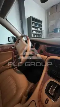 2000 Jaguar XJ