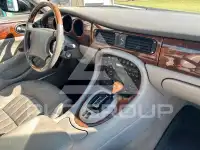 2000 Jaguar XJ