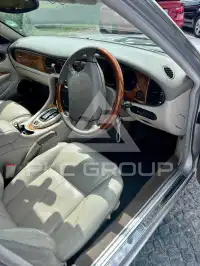 2000 Jaguar XJ