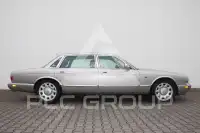 2000 Jaguar Daimler