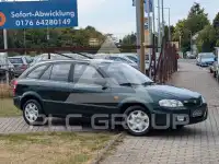 2000 Mazda 323