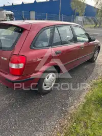 2000 Mazda 323