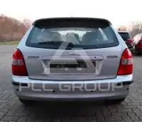 2000 Mazda 323