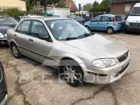 2000 Mazda 323