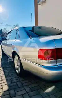 2000 Audi A8