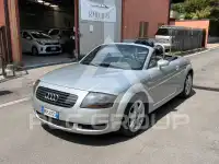 2000 Audi TT