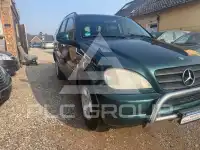 2000 Mercedes Benz ML 320