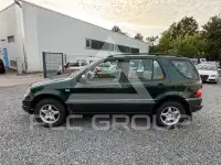 2000 Mercedes Benz ML 320