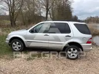 2000 Mercedes Benz ML 320
